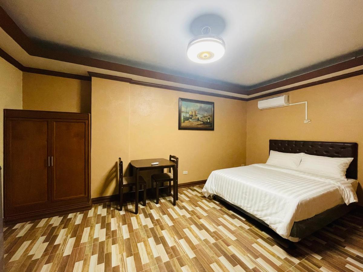 Drake Hotel Angeles City Extérieur photo
